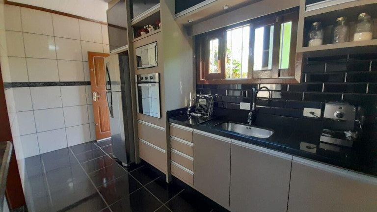 Imagem Casa com 3 Quartos à Venda, 183 m² em Morro Dos Conventos - Araranguá