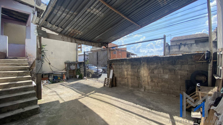 Imagem Casa com 3 Quartos à Venda, 250 m² em Vila Iza - Carapicuíba