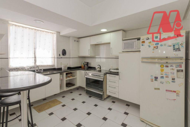 Imagem Apartamento com 3 Quartos à Venda, 167 m² em Independência - Porto Alegre Imagem Apartamento com 3 Quartos à Venda, 167 m² em Independência - Porto Alegre