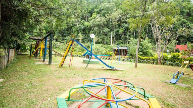 Imagem Imóvel com 5 Quartos à Venda, 1.500 m² em águas Da Cascata - Francisco Morato Imagem Imóvel com 5 Quartos à Venda, 1.500 m² em águas Da Cascata - Francisco Morato