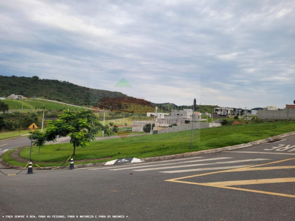 Terreno à Venda, 449 m² em Loteamento Residencial Fazenda Casa Grande - Taubaté