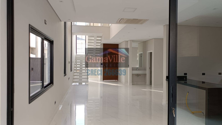 Imagem Casa de Condomínio com 3 Quartos à Venda, 210 m² em Parque Residencial Itapeti - Mogi Das Cruzes