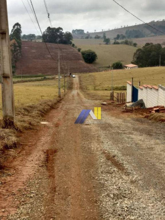 Imagem Chácara com 2 Quartos à Venda, 1.653 m² em Afonsos - Pouso Alegre Imagem Chácara com 2 Quartos à Venda, 1.653 m² em Afonsos - Pouso Alegre