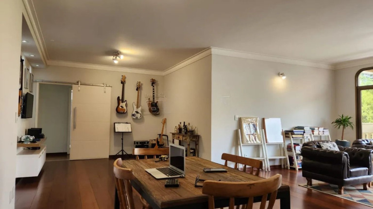 Imagem Apartamento com 3 Quartos à Venda, 184 m² em Cambuí - Campinas Imagem Apartamento com 3 Quartos à Venda, 184 m² em Cambuí - Campinas