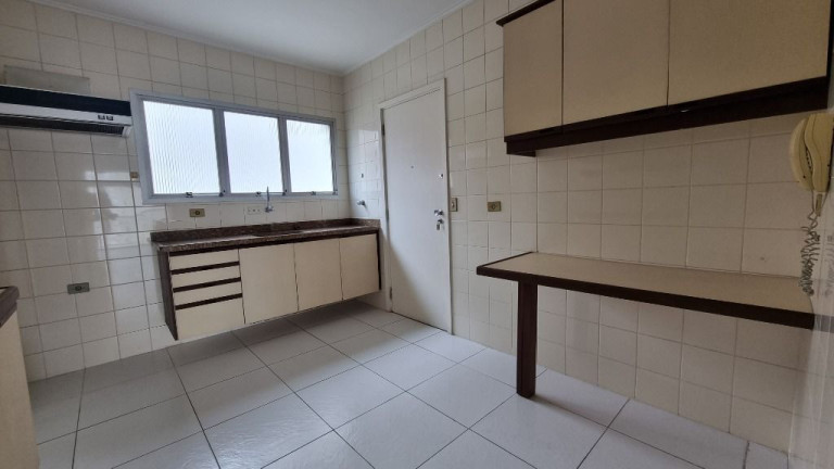 Imagem Apartamento com 3 Quartos à Venda, 115 m² em Pitangueiras - Guarujá Imagem Apartamento com 3 Quartos à Venda, 115 m² em Pitangueiras - Guarujá