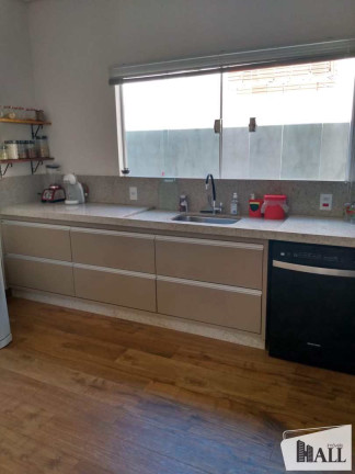 Imagem Casa com 3 Quartos à Venda, 182 m² em Residencial Regissol Ii - Mirassol Imagem Casa com 3 Quartos à Venda, 182 m² em Residencial Regissol Ii - Mirassol