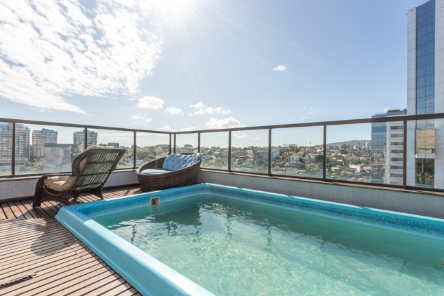 Imóvel com 3 Quartos à Venda, 240 m² em Chácara Das Pedras - Porto Alegre