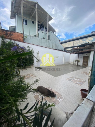 Imagem Casa com 3 Quartos à Venda, 347 m² em Centro - Balneário Camboriú Imagem Casa com 3 Quartos à Venda, 347 m² em Centro - Balneário Camboriú