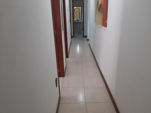 Imagem Casa com 3 Quartos à Venda, 218 m² em Sebastiana - Teresópolis
