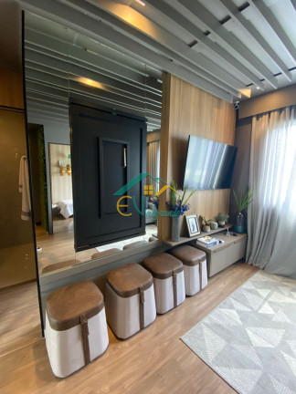 Imagem Apartamento com 2 Quartos à Venda, 34 m² em Portão - Curitiba