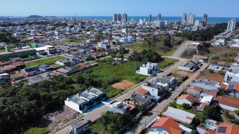 Imagem Casa com 2 Quartos à Venda, 79 m² em Itacolomi - Balneário Piçarras