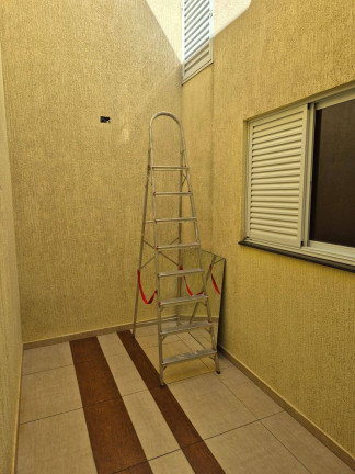 Imagem Casa com 3 Quartos à Venda, em Taboão - São Bernardo Do Campo Imagem Casa com 3 Quartos à Venda, em Taboão - São Bernardo Do Campo