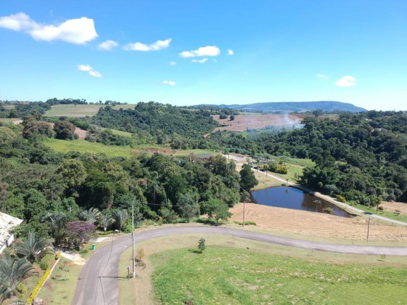 Imagem Casa de Condomínio com 3 Quartos à Venda, 1.600 m² em Araçoiaba Da Serra