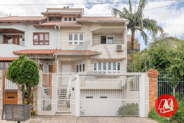 Sobrado com 3 Quartos à Venda, 308 m² em Jardim Itu Sabará - Porto Alegre