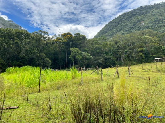 Imagem Imóvel com 8 Quartos à Venda, 900 m² em Serrinha - Teresópolis Imagem Imóvel com 8 Quartos à Venda, 900 m² em Serrinha - Teresópolis