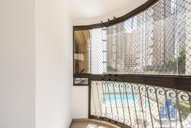 Imagem Apartamento com 3 Quartos à Venda, 100 m² em Moema - São Paulo Imagem Apartamento com 3 Quartos à Venda, 100 m² em Moema - São Paulo