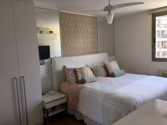 Imagem Apartamento com 4 Quartos à Venda, 182 m² em Barra Da Tijuca - Rio De Janeiro