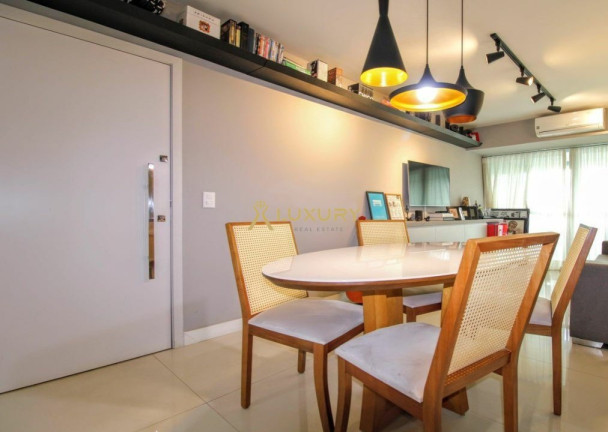 Imagem Imóvel com 3 Quartos à Venda, 87 m² em Funcionários - Belo Horizonte Imagem Imóvel com 3 Quartos à Venda, 87 m² em Funcionários - Belo Horizonte