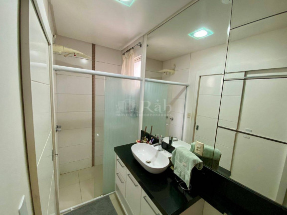 Imagem Apartamento com 3 Quartos à Venda, 110 m² em Meia Praia - Itapema Imagem Apartamento com 3 Quartos à Venda, 110 m² em Meia Praia - Itapema