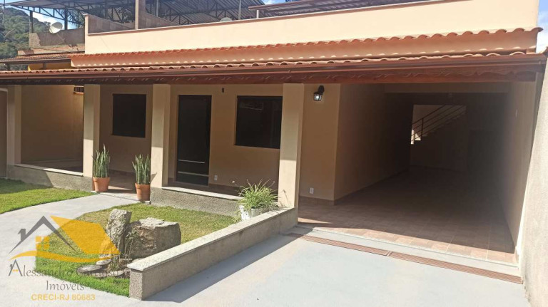 Casa com 2 Quartos à Venda, 150 m² em Chácara Paraíso - Nova Friburgo