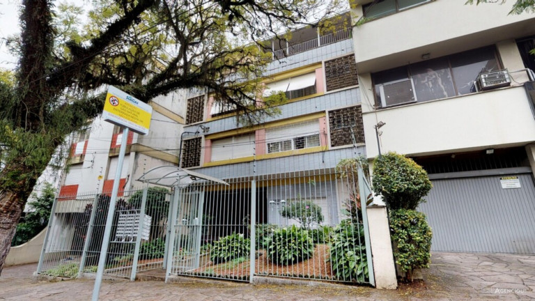 Imagem Imóvel com 2 Quartos à Venda, 73 m² em Rio Branco - Porto Alegre Imagem Imóvel com 2 Quartos à Venda, 73 m² em Rio Branco - Porto Alegre