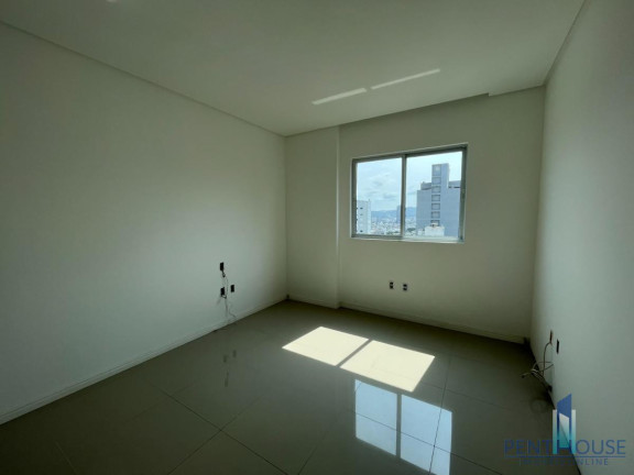 Imagem Apartamento com 3 Quartos à Venda, 115 m² em Centro - Balneário Camboriú