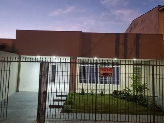 Imagem Casa com 4 Quartos à Venda, 196 m² em Vila Paraíba - Guaratinguetá