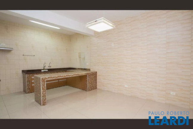 Imagem Casa com 3 Quartos à Venda, 343 m² em Campestre - Santo André Imagem Casa com 3 Quartos à Venda, 343 m² em Campestre - Santo André