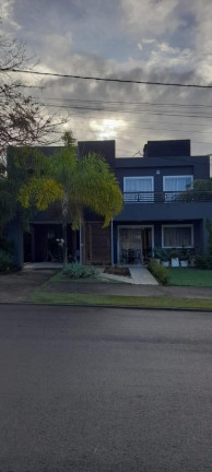 Imagem Casa com 5 Quartos para Alugar, 380 m² em Alphaville (abrantes) - Camaçari