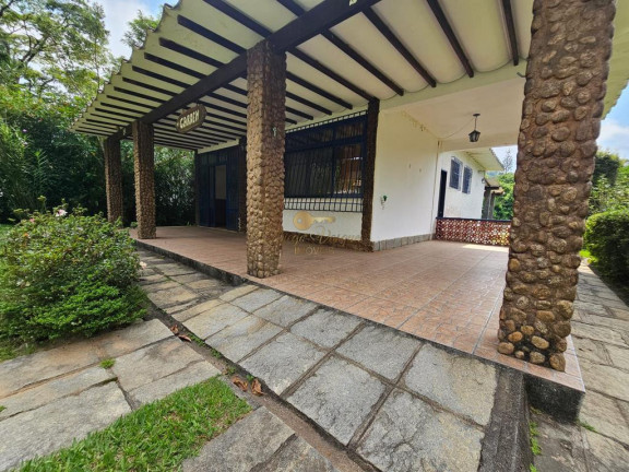 Imagem Casa com 3 Quartos à Venda, 883 m² em Carlos Guinle - Teresópolis Imagem Casa com 3 Quartos à Venda, 883 m² em Carlos Guinle - Teresópolis