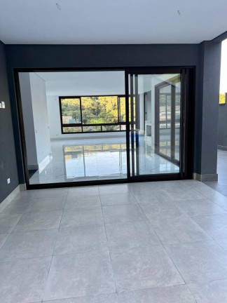 Imagem Casa com 4 Quartos à Venda, 420 m² em Alphaville - Santana De Parnaíba Imagem Casa com 4 Quartos à Venda, 420 m² em Alphaville - Santana De Parnaíba