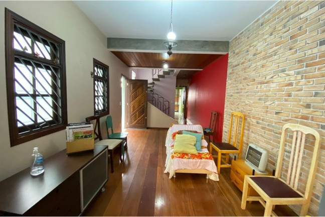 Imagem Casa com 3 Quartos à Venda, 125 m² em Vila Erna - São Paulo