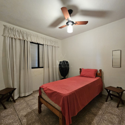 Imagem Apartamento com 2 Quartos à Venda, 60 m² em Ocian - Praia Grande