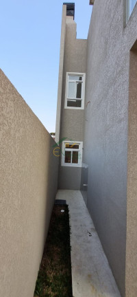 Imagem Casa de Condomínio com 3 Quartos à Venda, 110 m² em Boqueirão - Curitiba Imagem Casa de Condomínio com 3 Quartos à Venda, 110 m² em Boqueirão - Curitiba
