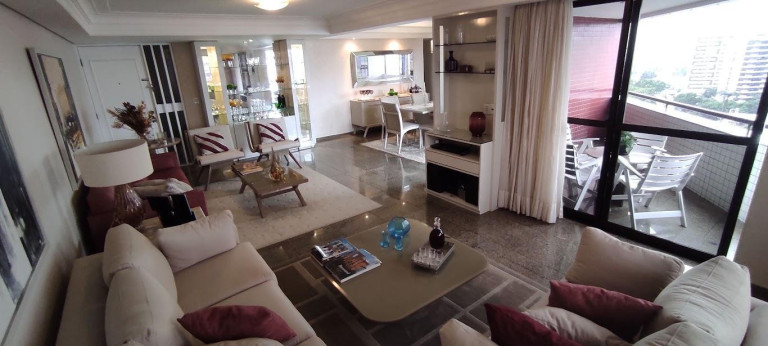 Imagem Imóvel com 4 Quartos à Venda, 237 m² em Graças - Recife