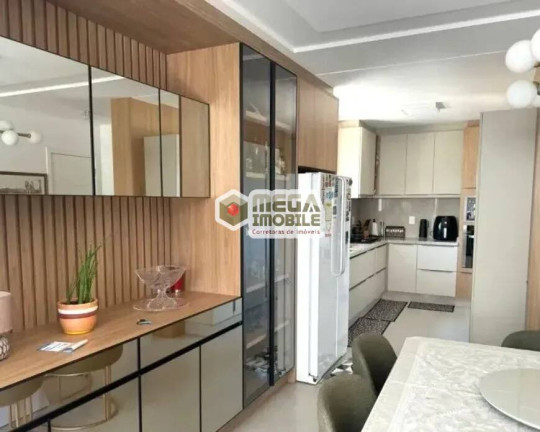 Imagem Apartamento com 3 Quartos à Venda, 201 m² em Córrego Grande - Florianópolis Imagem Apartamento com 3 Quartos à Venda, 201 m² em Córrego Grande - Florianópolis
