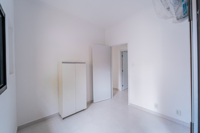 Imagem Casa de Vila com 3 Quartos à Venda, 360 m² em Santo Amaro - São Paulo
