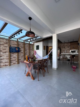 Imagem Sobrado com 4 Quartos à Venda, 300 m² em Parque Residencial Laranjeiras - Serra