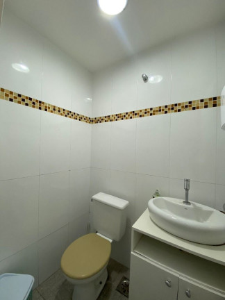 Imagem Sala Comercial à Venda, 64 m² em Várzea - Teresópolis Imagem Sala Comercial à Venda, 64 m² em Várzea - Teresópolis