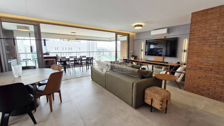 Apartamento com 3 Quartos à Venda, 141 m² em Brooklin Paulista - São Paulo
