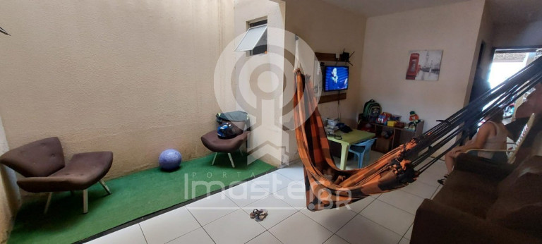 Imagem Casa com 2 Quartos à Venda, 68 m² em Siqueira - Fortaleza