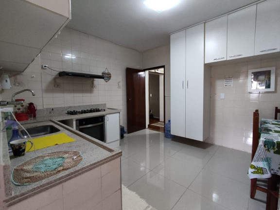 Imagem Imóvel com 3 Quartos à Venda, 131 m² em Alto - Teresópolis Imagem Imóvel com 3 Quartos à Venda, 131 m² em Alto - Teresópolis