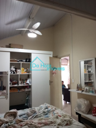 Imagem Casa com 2 Quartos à Venda, 75 m² em Centro - Mongaguá
