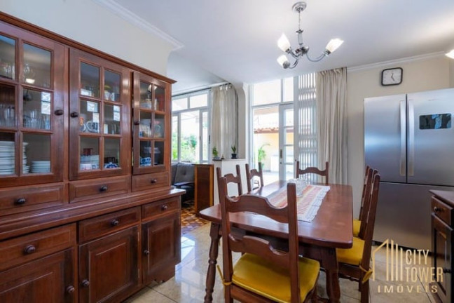 Imagem Casa com 4 Quartos à Venda, 375 m² em Moema - São Paulo