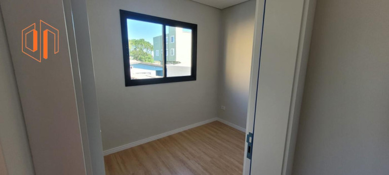 Imagem Sobrado com 3 Quartos à Venda, 104 m² em Cajuru - Curitiba