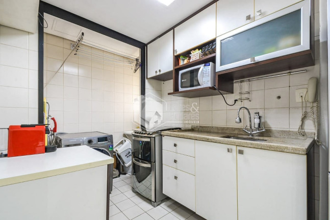 Imagem Imóvel com 2 Quartos à Venda, 65 m² em Moema - São Paulo Imagem Imóvel com 2 Quartos à Venda, 65 m² em Moema - São Paulo
