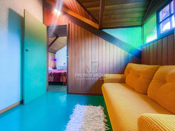 Imagem Casa com 5 Quartos à Venda, 196 m² em Carlos Guinle - Teresópolis Imagem Casa com 5 Quartos à Venda, 196 m² em Carlos Guinle - Teresópolis