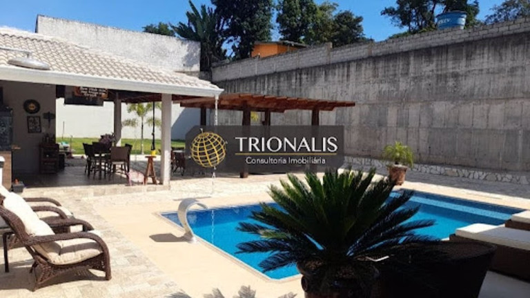 Imagem Casa com 4 Quartos à Venda, 264 m² em Jardim Estância Brasil - Atibaia