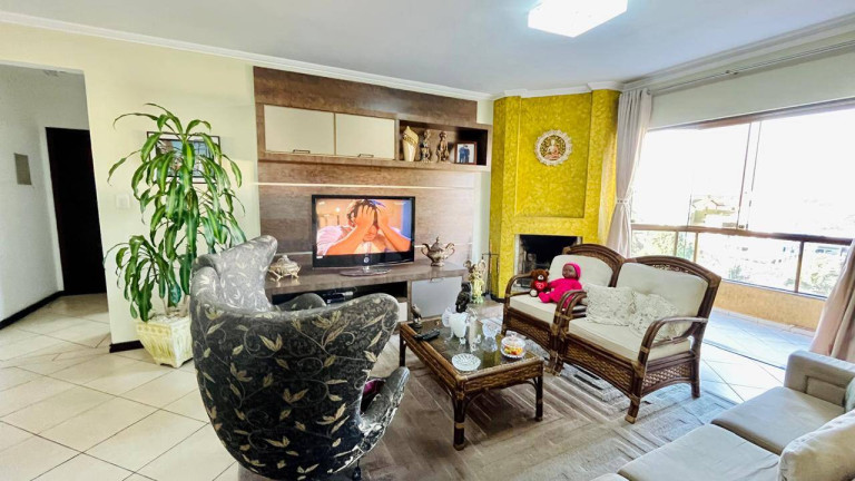 Imagem Apartamento com 3 Quartos à Venda, 260 m² em Nossa Senhora Das Graças - Canoas Imagem Apartamento com 3 Quartos à Venda, 260 m² em Nossa Senhora Das Graças - Canoas