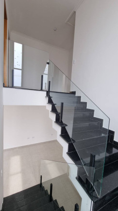Imagem Casa com 3 Quartos à Venda, 204 m² em Laranjeiras - Caieiras Imagem Casa com 3 Quartos à Venda, 204 m² em Laranjeiras - Caieiras